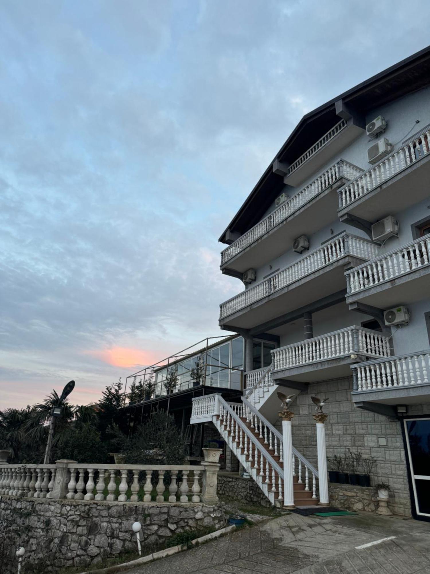 Bella Vista Bed and Breakfast Σκόδρα Εξωτερικό φωτογραφία